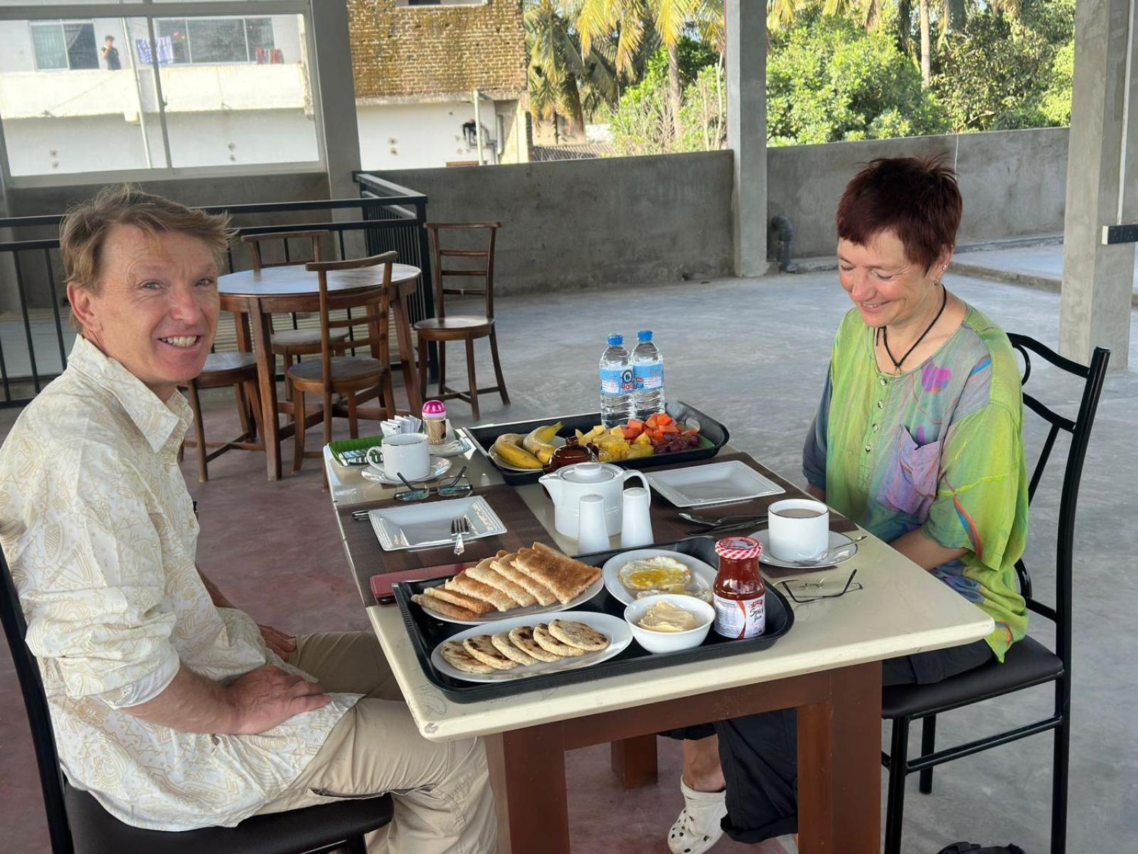 Emerald Home Stay Anuradhapura Exteriör bild