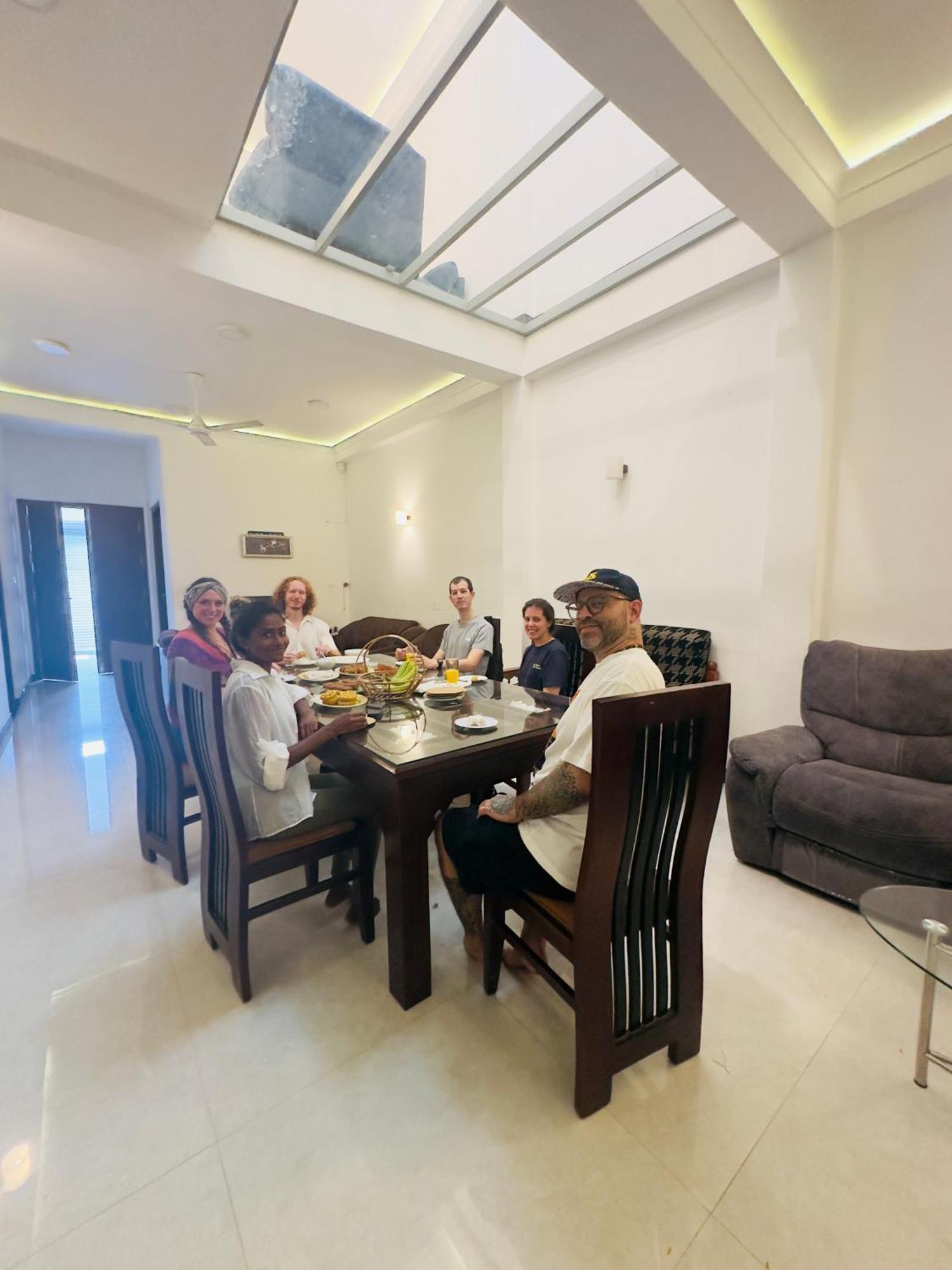 Emerald Home Stay Anuradhapura Exteriör bild